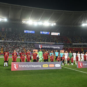 acilis macinda yanlis logo skandali tffden buyuk hata XHzvOwnV