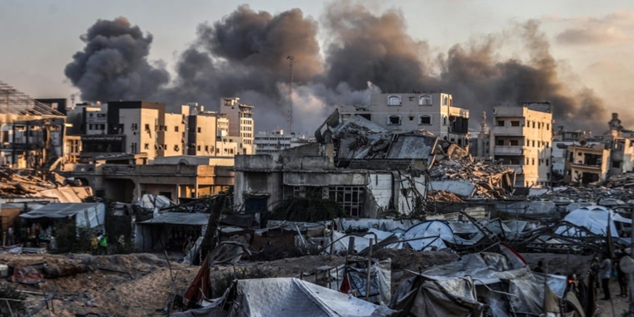 ateskesten sonra gazzeye donen filistinliler evlerinin yerinde enkaz buluyor kD7vEjdd.jpg