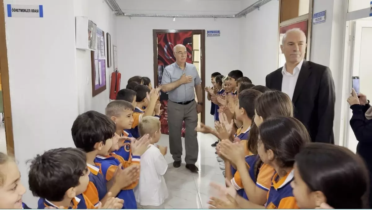 hizir yavuz 43 yil sonra ogretmenlik meslegine veda etti p6YBx4RL.jpg